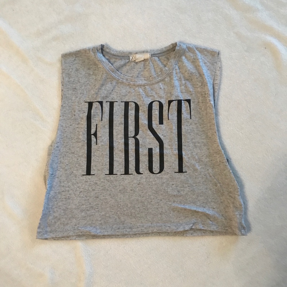 MUSCLE TEE // cropped